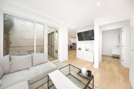 Kempton Mews, East Ham, E6 2BF, Image 1