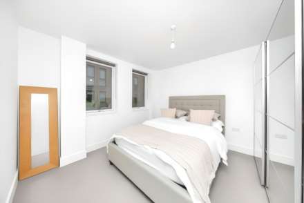 Kempton Mews, East Ham, E6 2BF, Image 9