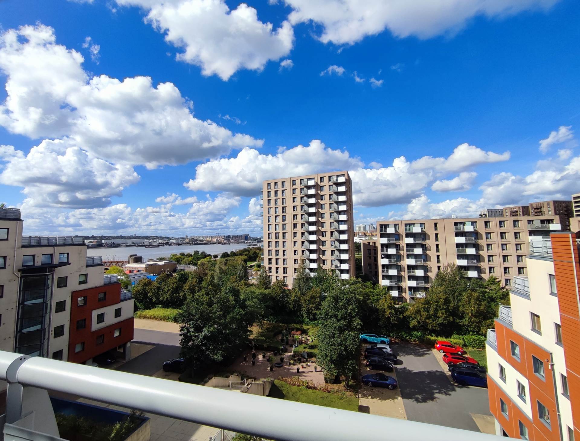 Wards Wharf Approach, London, E16, Image 4