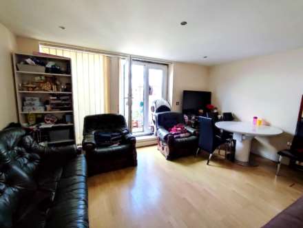 Wards Wharf Approach, London, E16, Image 3