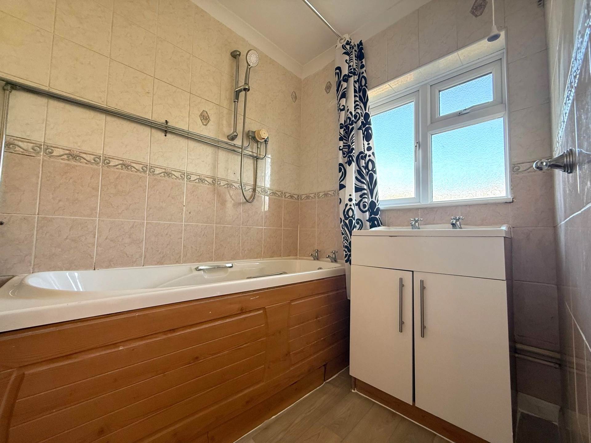 Jenningham Drive, Grays, RM16, Image 7