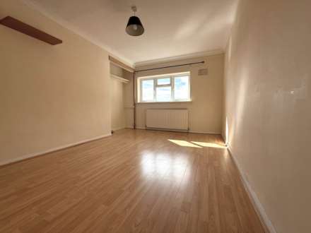 Jenningham Drive, Grays, RM16, Image 5