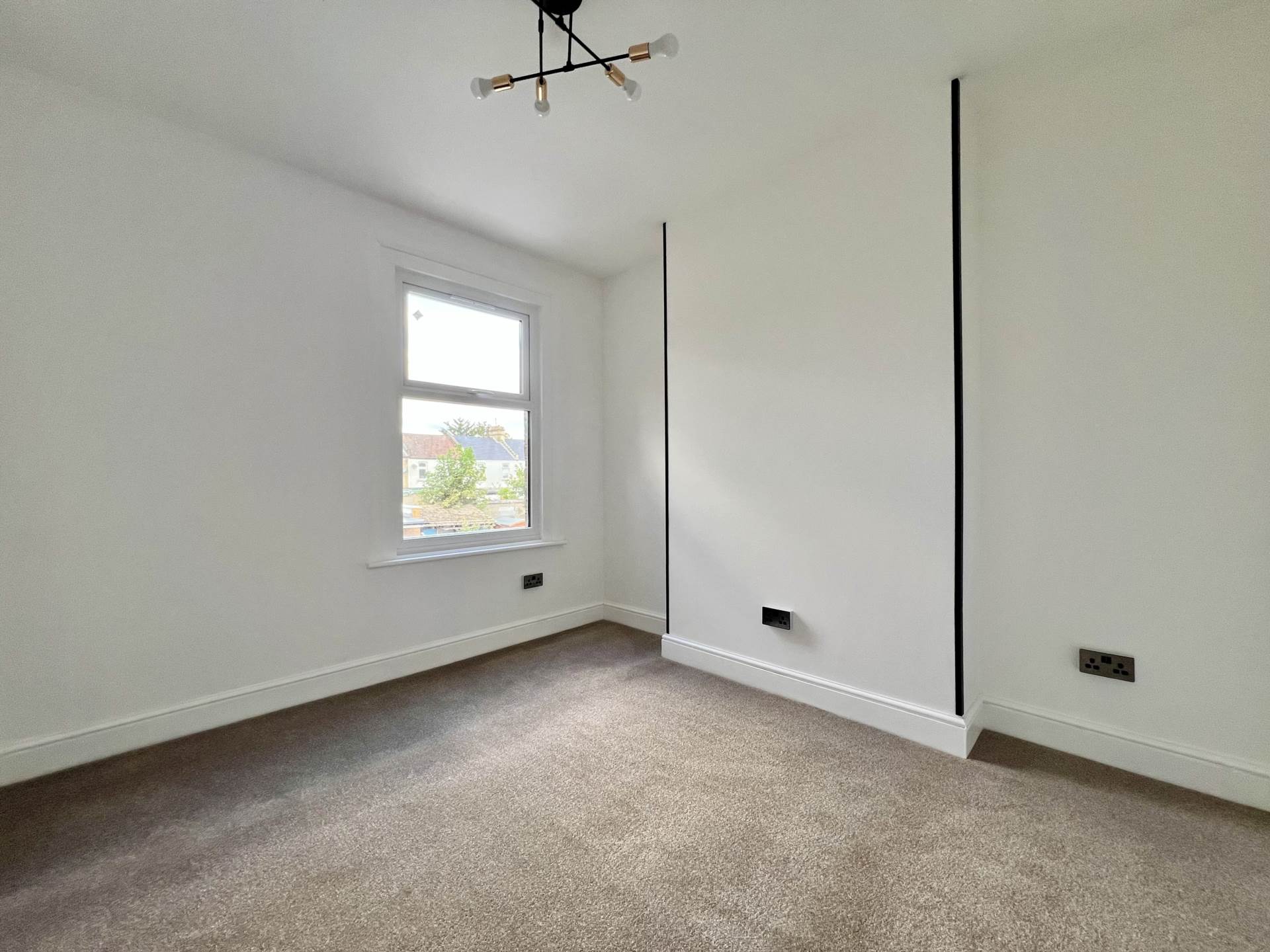 Henley Road, Ilford, IG1, Image 11