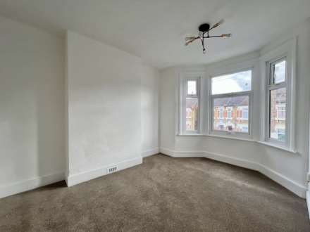 Henley Road, Ilford, IG1, Image 12