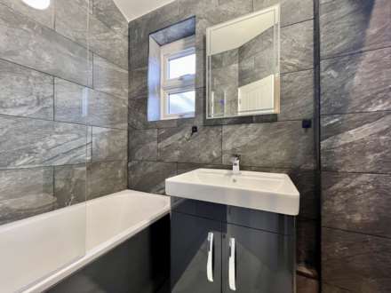 Henley Road, Ilford, IG1, Image 14