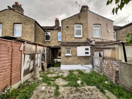 Henley Road, Ilford, IG1, Image 9