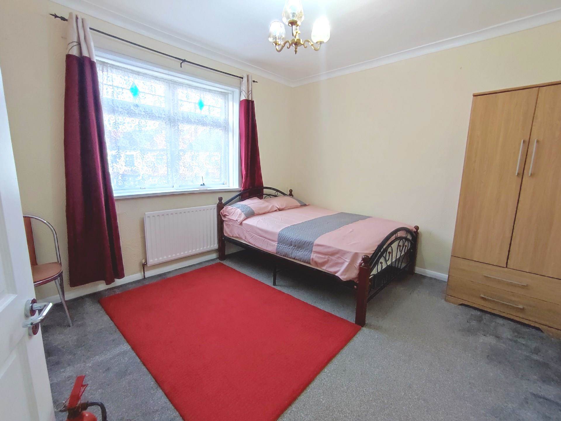 Kempton Road, East Ham, E6 2PB, Image 11