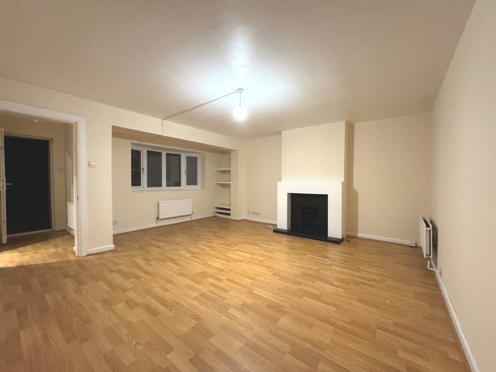 Chafford Walk, Rainham, RM13, Image 1