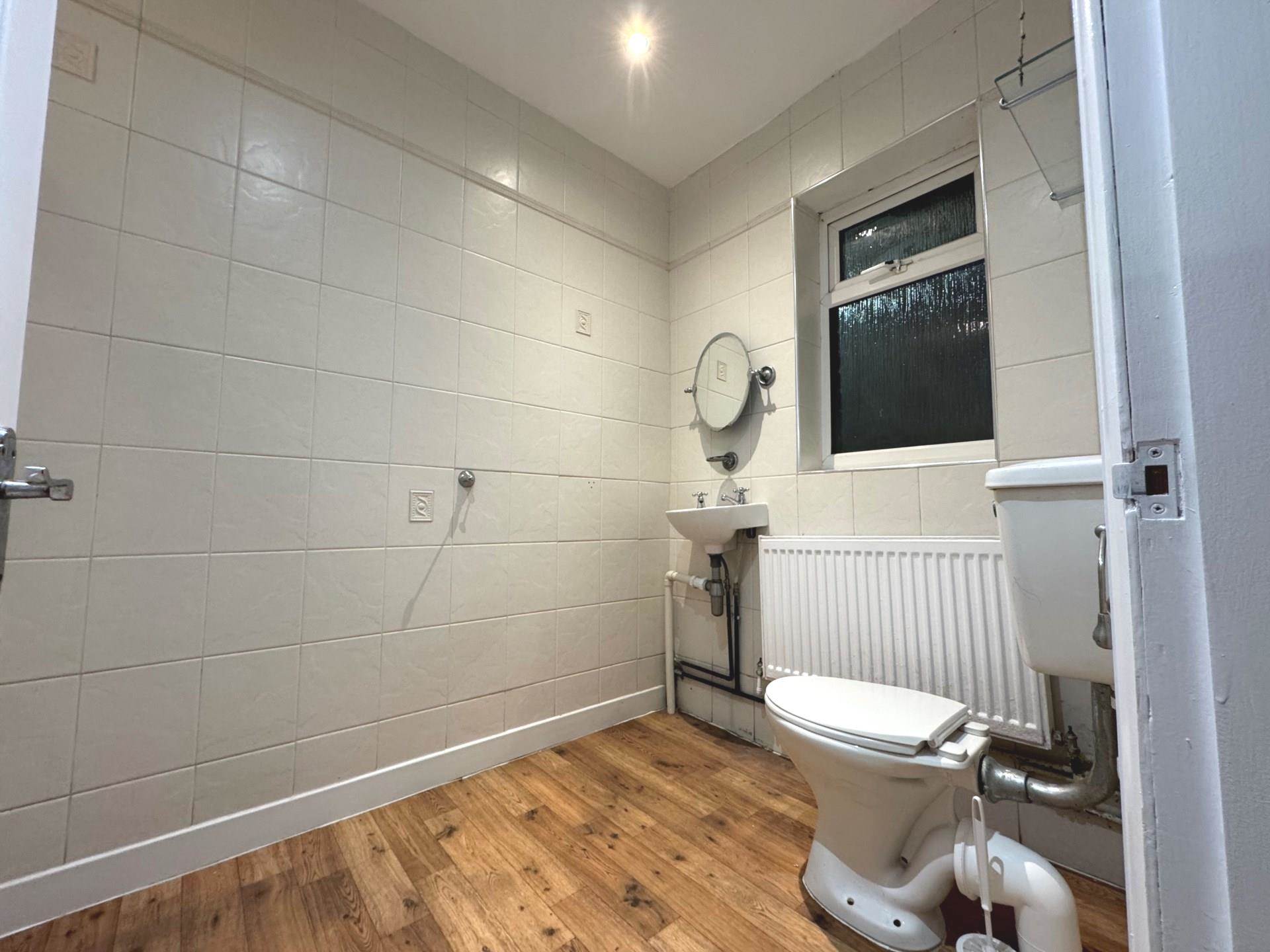 Chafford Walk, Rainham, RM13, Image 11
