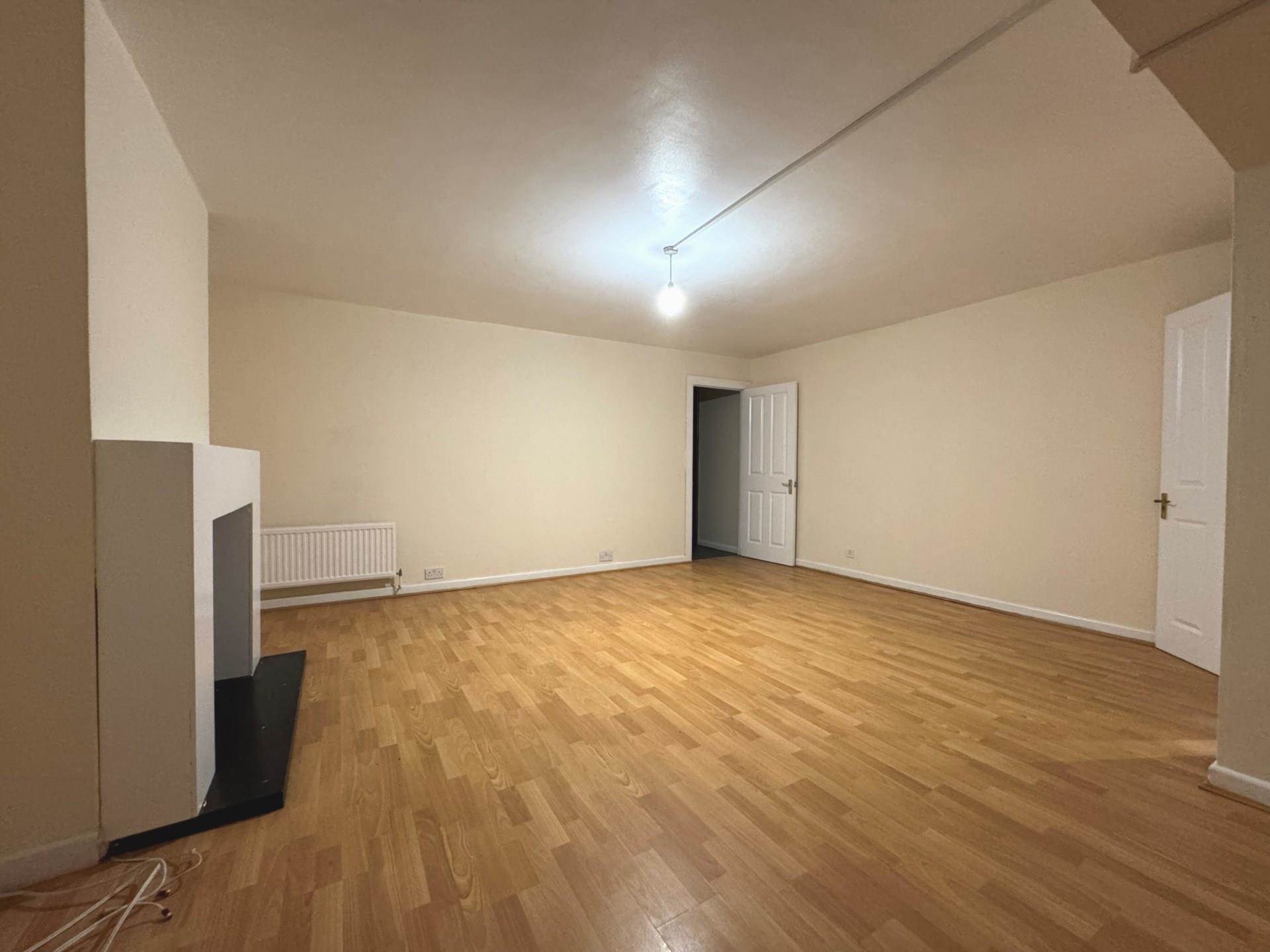 Chafford Walk, Rainham, RM13, Image 2