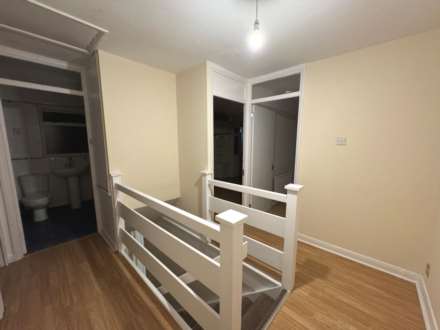 Chafford Walk, Rainham, RM13, Image 5