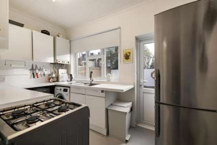 Central Park Road, East Ham, E6, Image 2