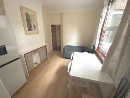 Denmark Street, Plaistow, E13 8JX, Image 5