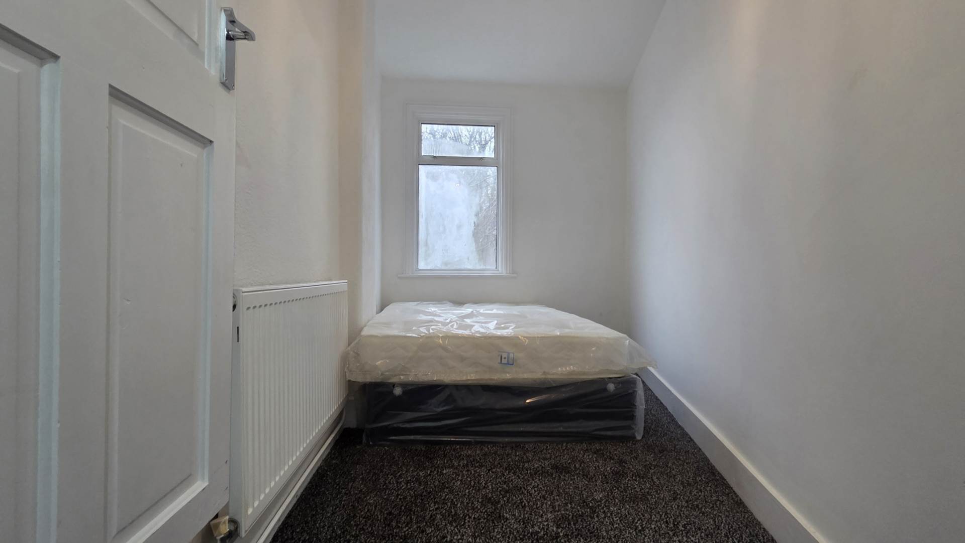 Wolsey Avenue, East Ham, E6 6AJ, Image 6