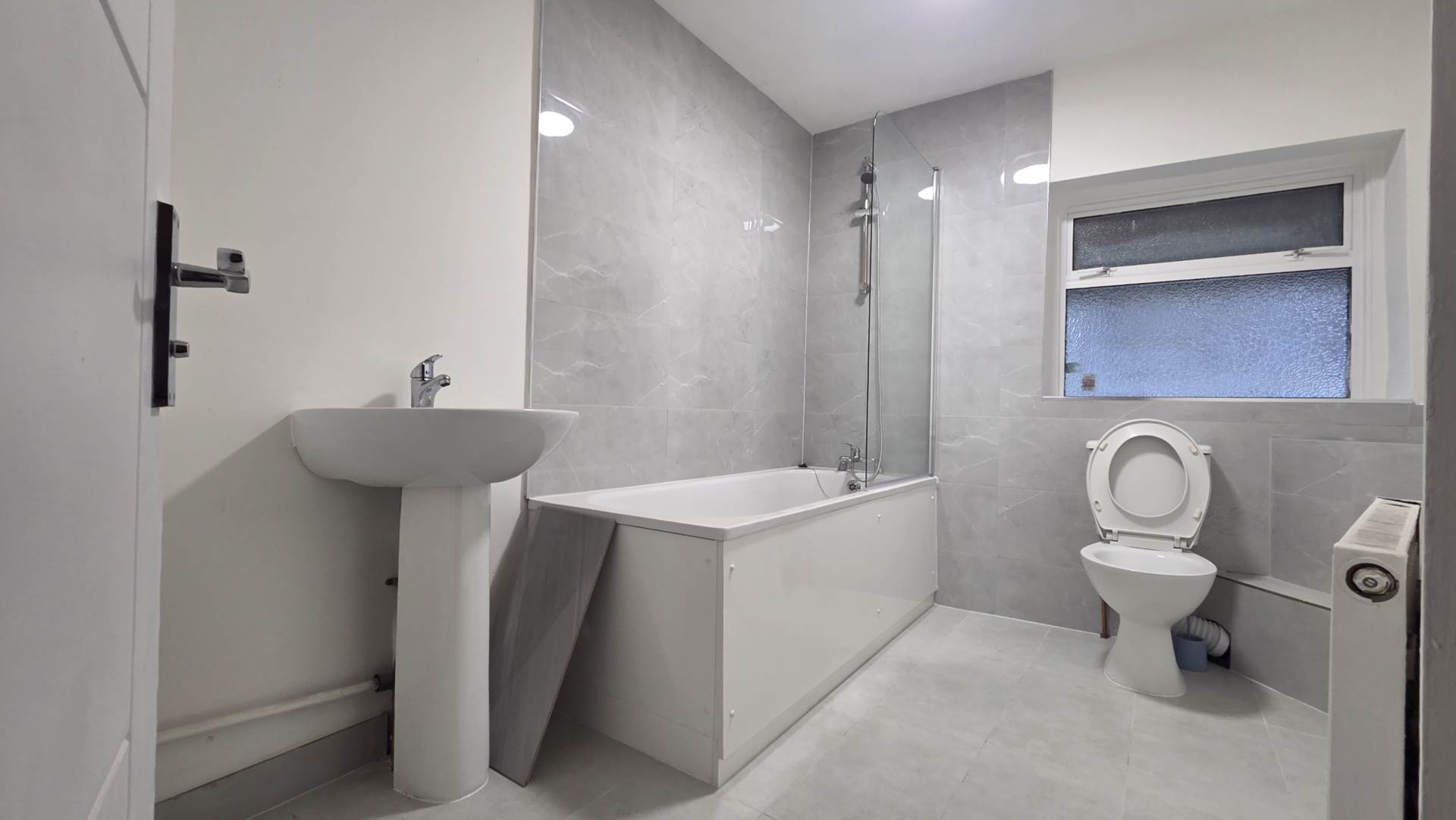 Wolsey Avenue, East Ham, E6 6AJ, Image 8