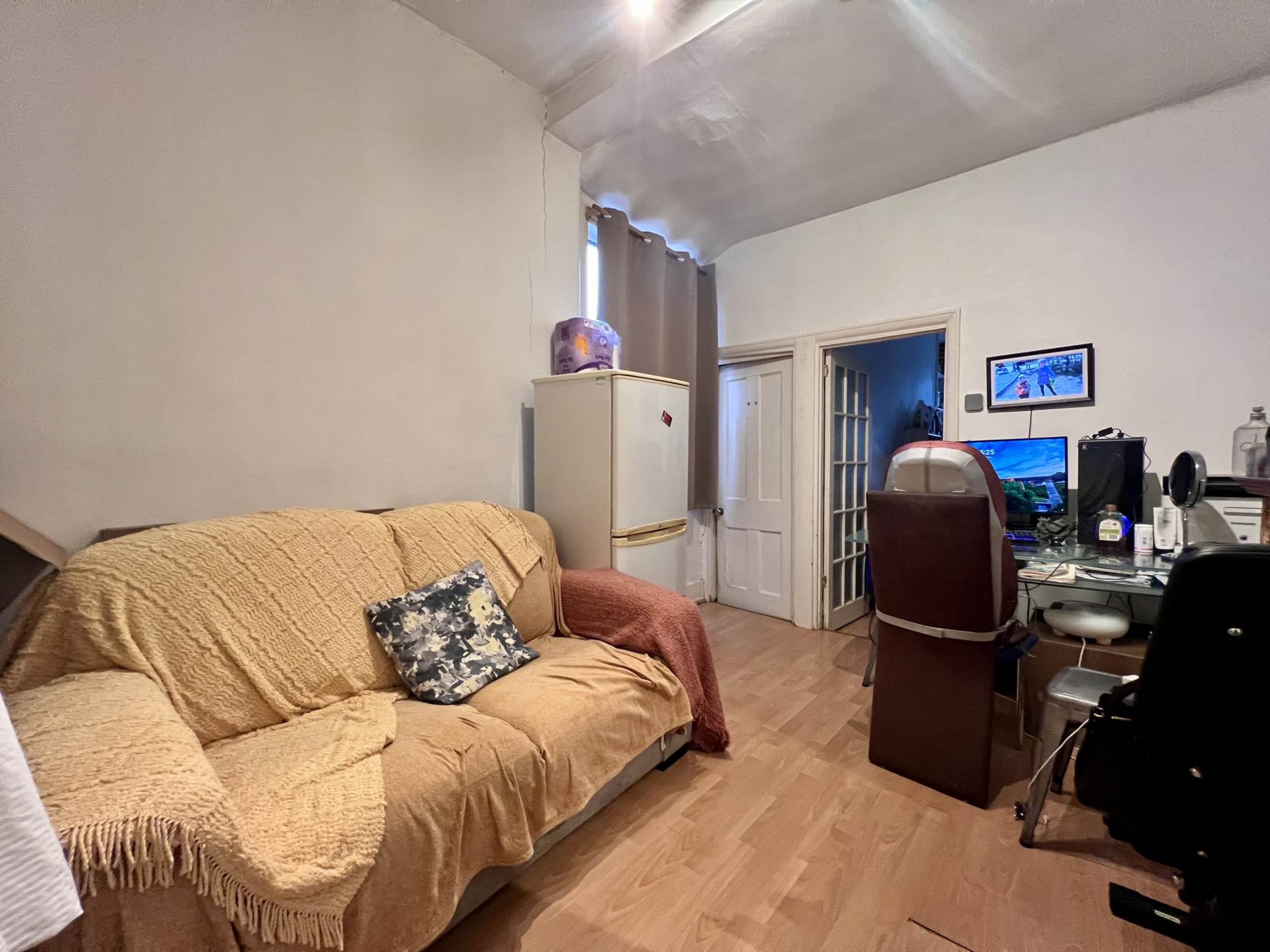 Ling Road, London, E16, Image 2