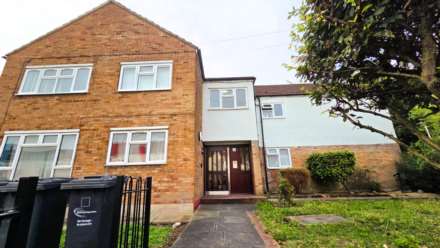 Curzon Cres, Creekmouth, IG11 0LA, Image 1