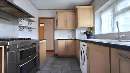 Curzon Cres, Creekmouth, IG11 0LA, Image 2