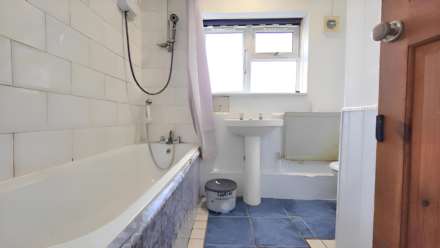 Curzon Cres, Creekmouth, IG11 0LA, Image 7