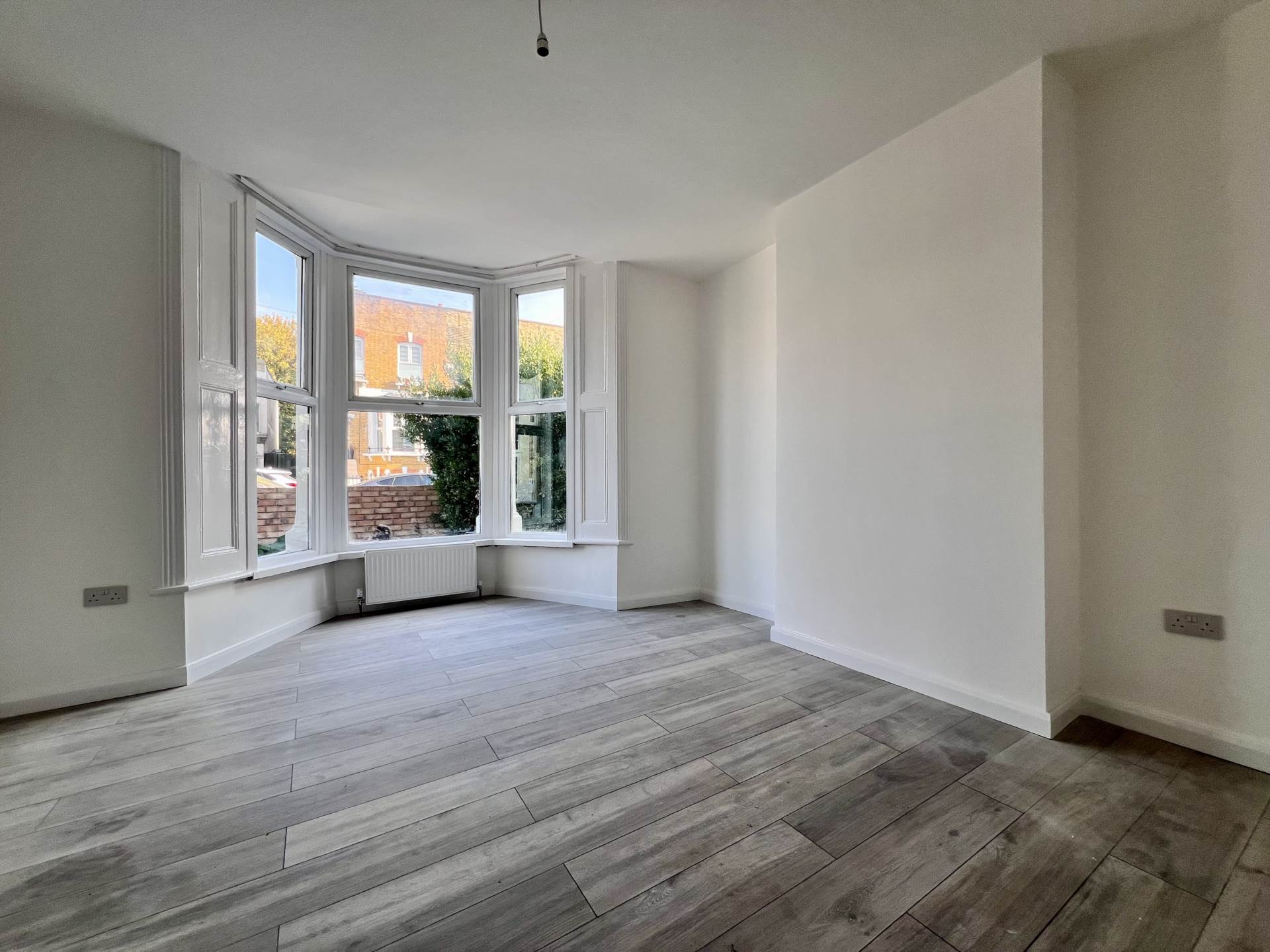 Avenue Road, London, E7 0LA, Image 2