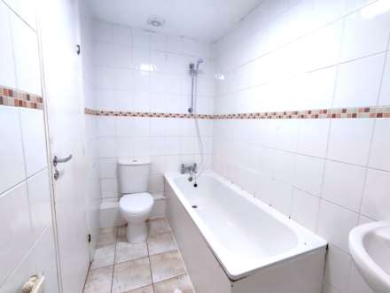 Allhallows Road, Beckton, E6 5SZ, Image 8