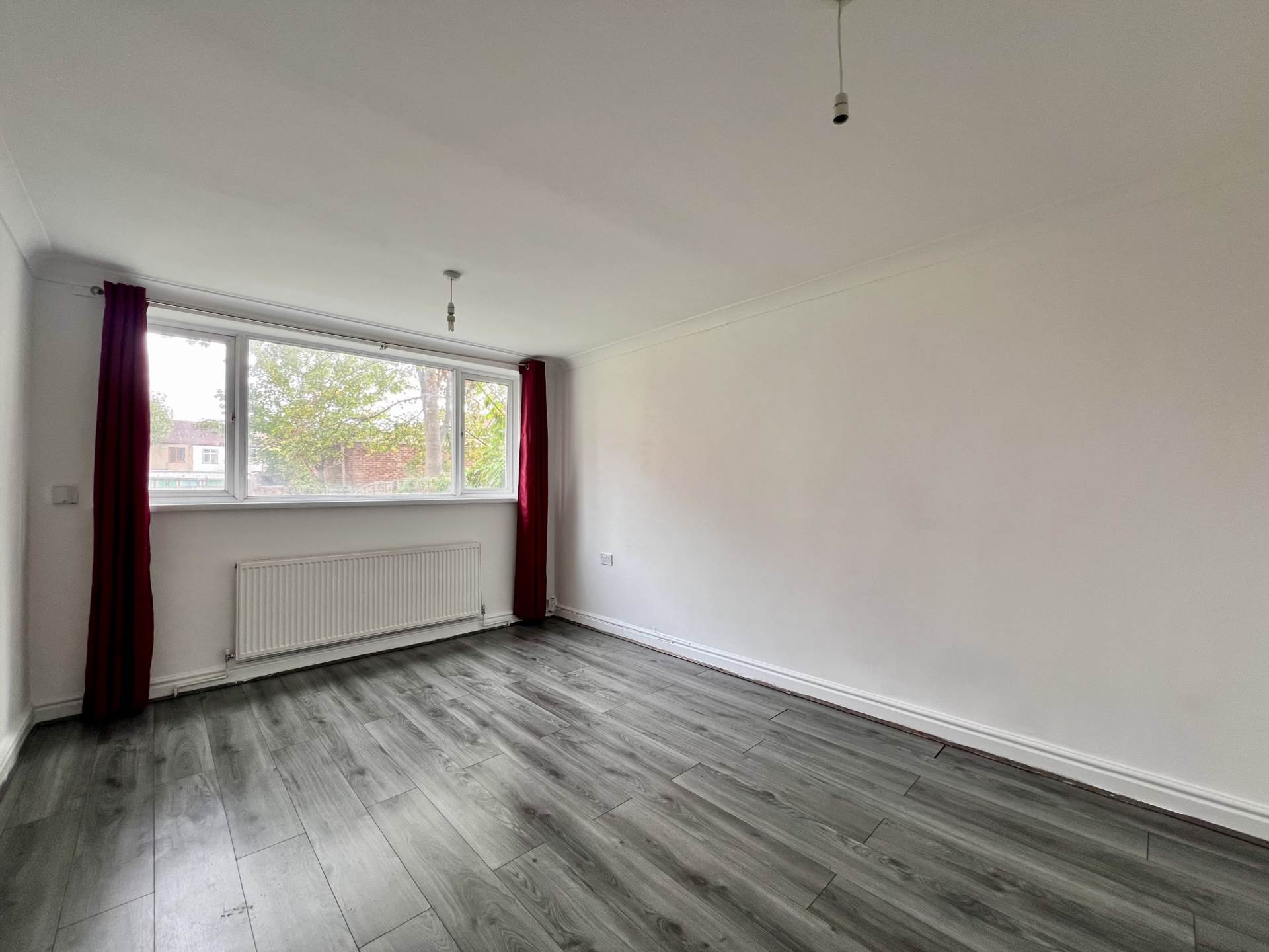 Landseer Avenue, London, E12 6JD, Image 2