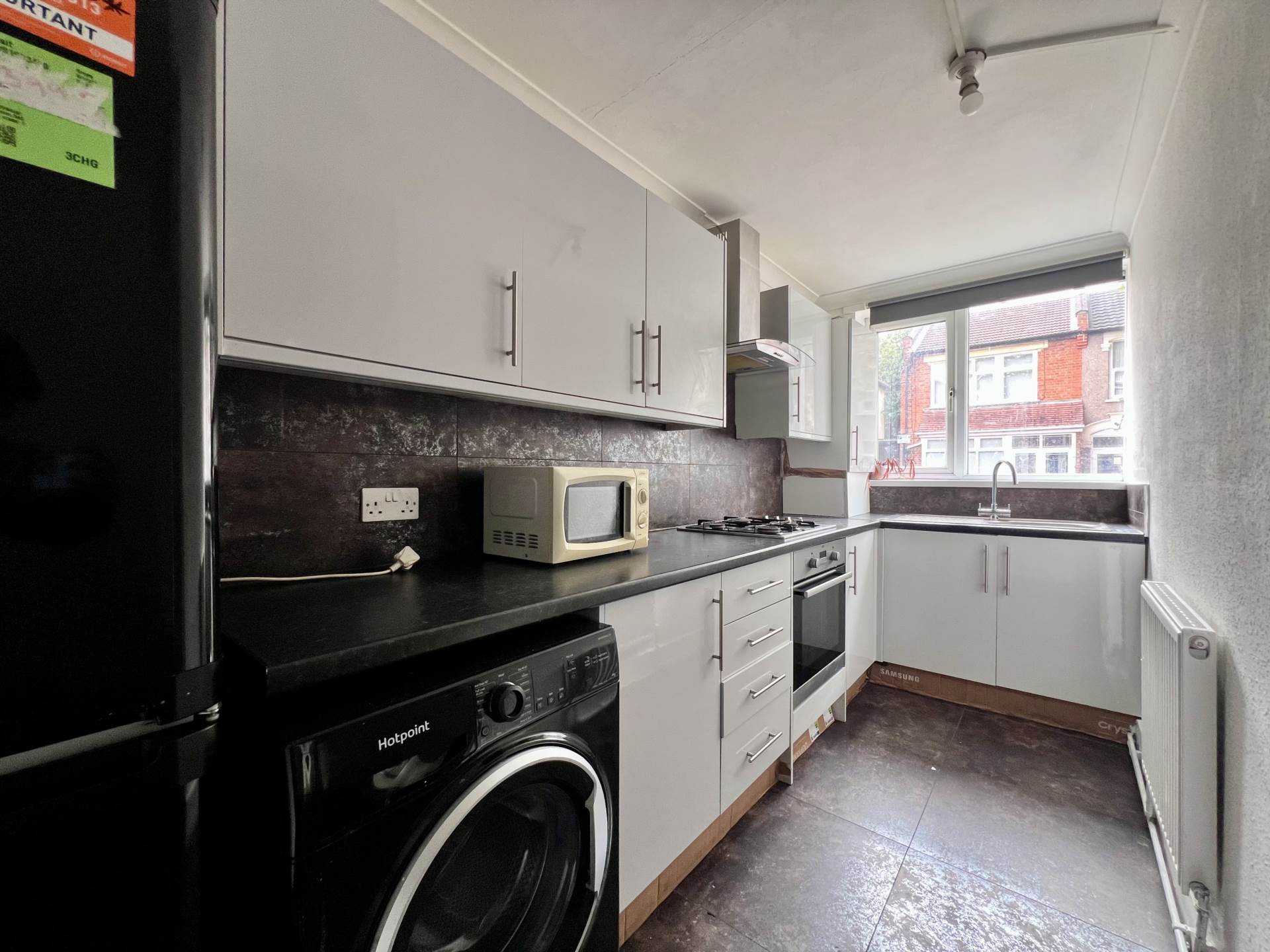 Landseer Avenue, London, E12 6JD, Image 4