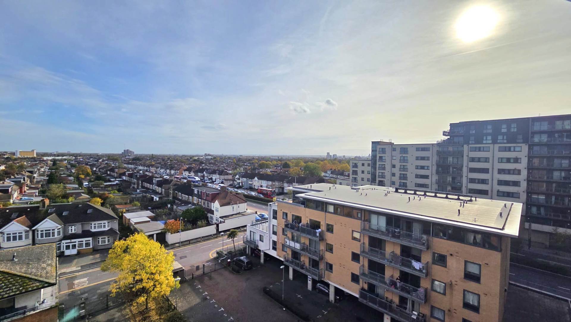 Parham Drive, Gants Hill, IG2, Image 19