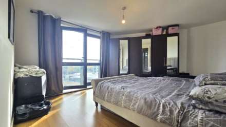 Parham Drive, Gants Hill, IG2, Image 12