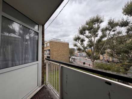 Key Close, London, E1 4HG, Image 2