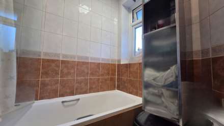 Folkestone Road, London, E6 6AZ, Image 5
