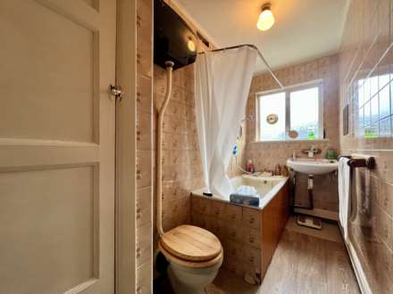 Sheringham Avenue, Manor Park, E12, Image 10