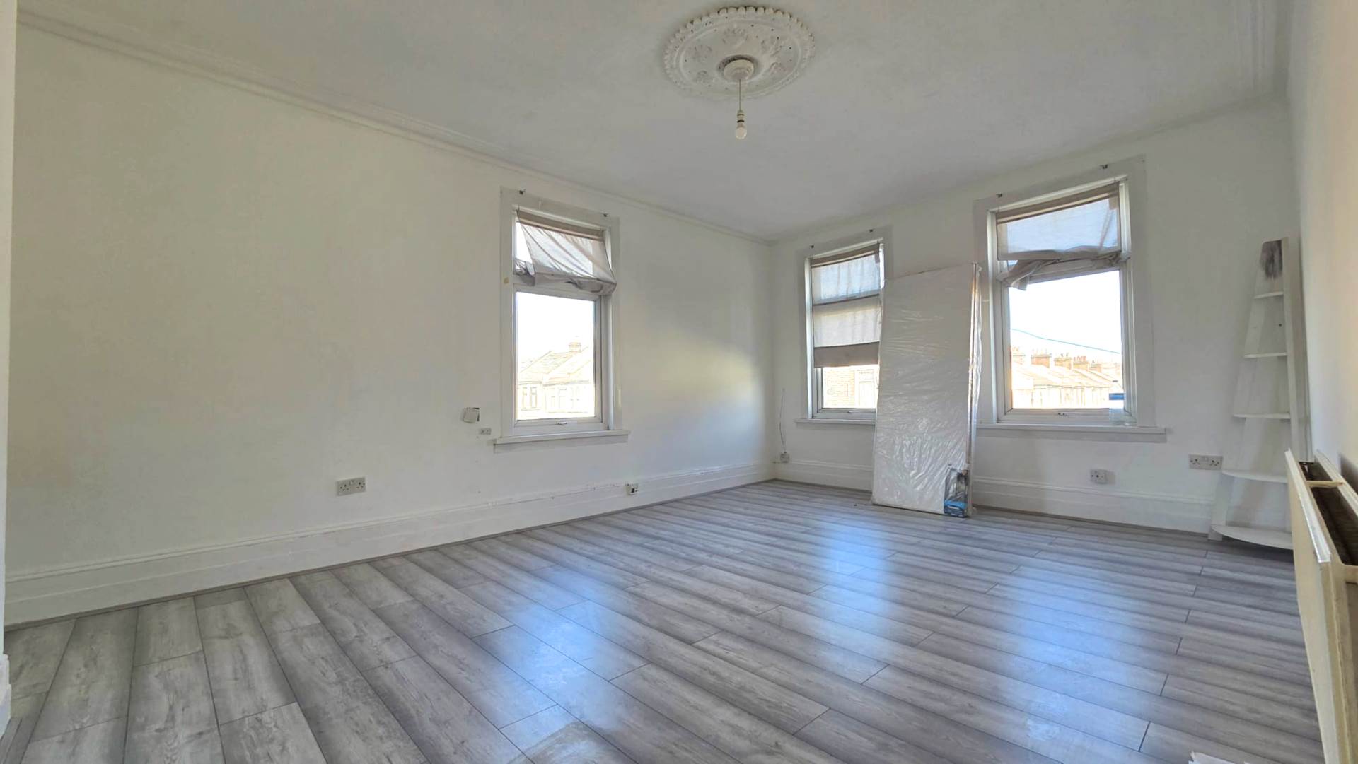 Grangewood Street, East Ham, E6 1HD, Image 2