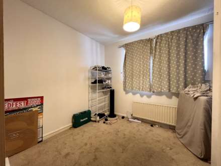 Magpie Close, Forest Gate, E7 9DE, Image 6