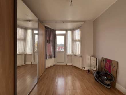 Gladstone Avenue, Manor Park, E12 6NS, Image 4