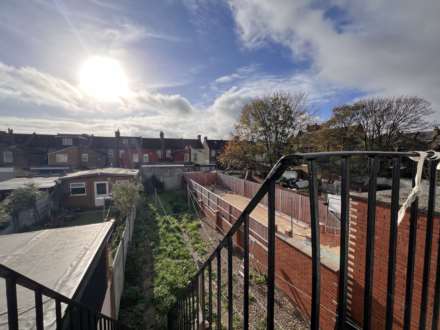 Gladstone Avenue, Manor Park, E12 6NS, Image 7