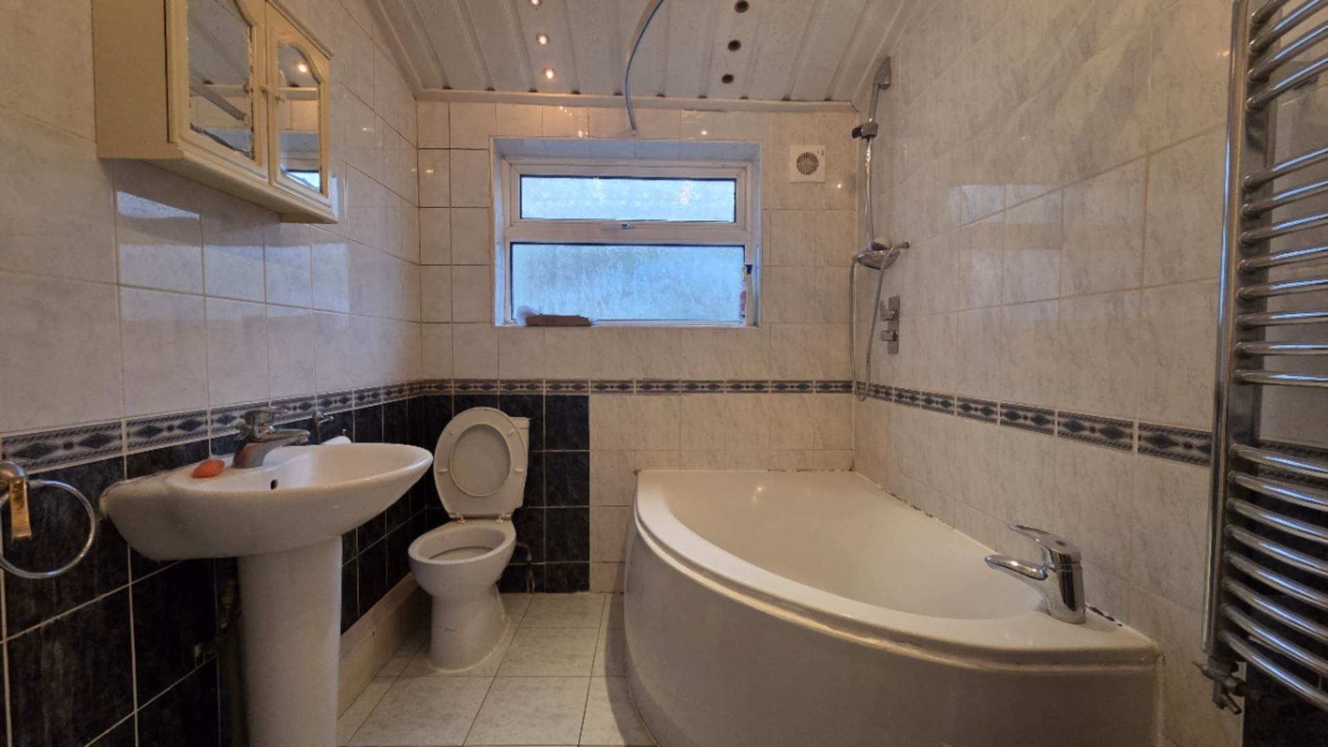 Crescent Road, Plaistow, E13 0LU, Image 8