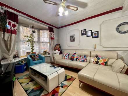 Jedburgh Road, Plaistow, E13 9LG, Image 1