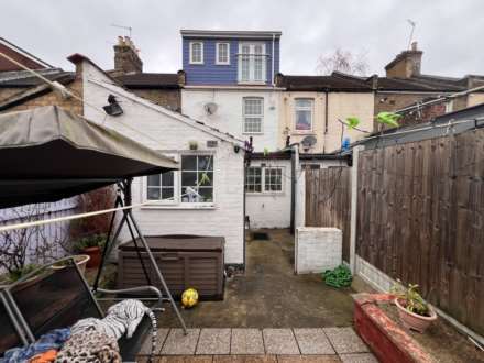 Jedburgh Road, Plaistow, E13 9LG, Image 11