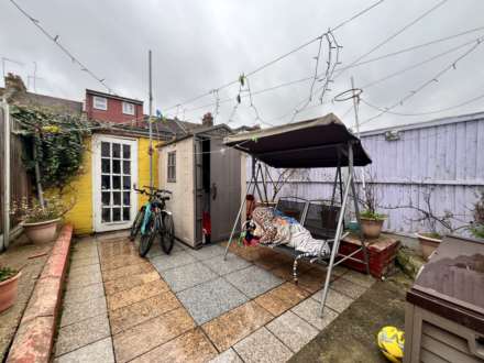 Jedburgh Road, Plaistow, E13 9LG, Image 12