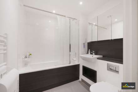 Shipbuilding Way, London, E13 9GH, Image 8