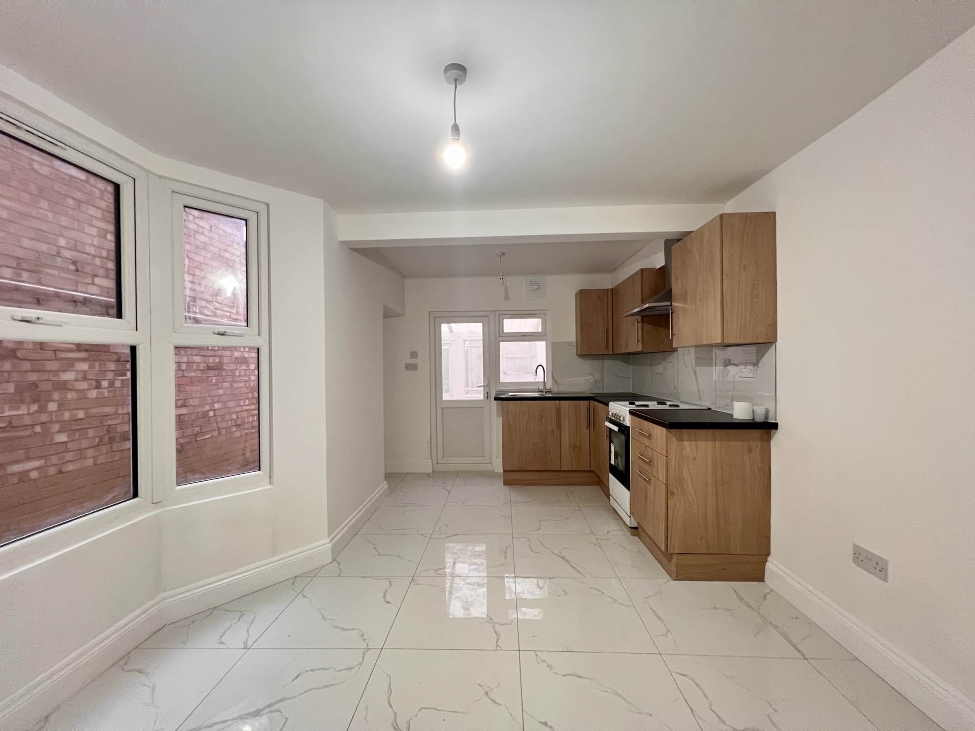 East Avenue, London, E12 6SQ, Image 2