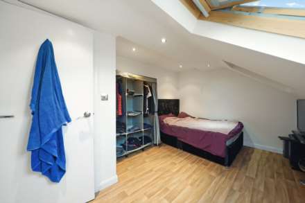 Wycombe Road, Ilford, IG2 6UT, Image 12