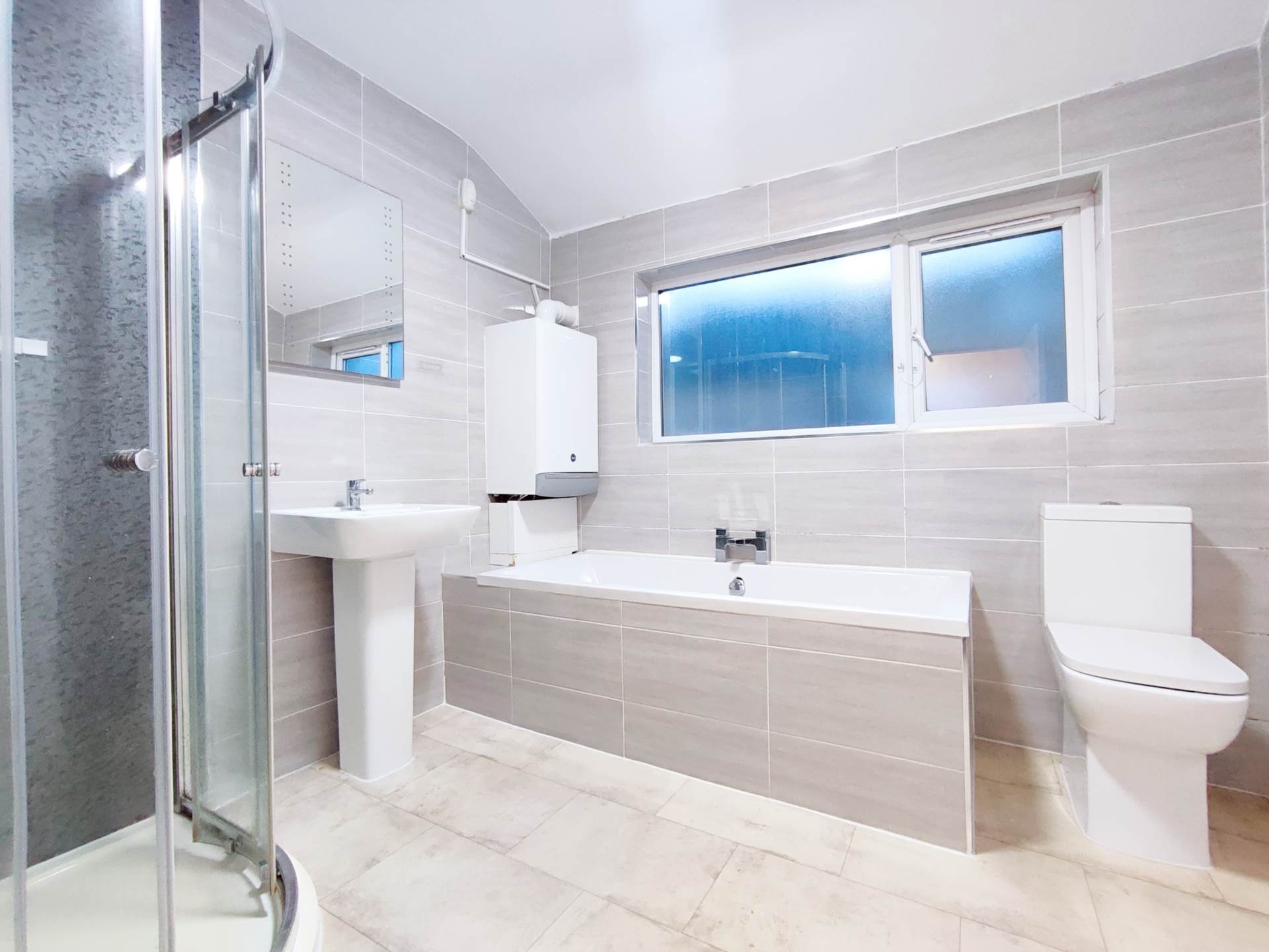 Second Avenue, Manor Park, E12 6EL, Image 11