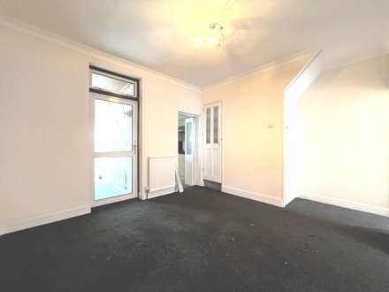 Woodstock Road, London, E7 8EN, Image 2
