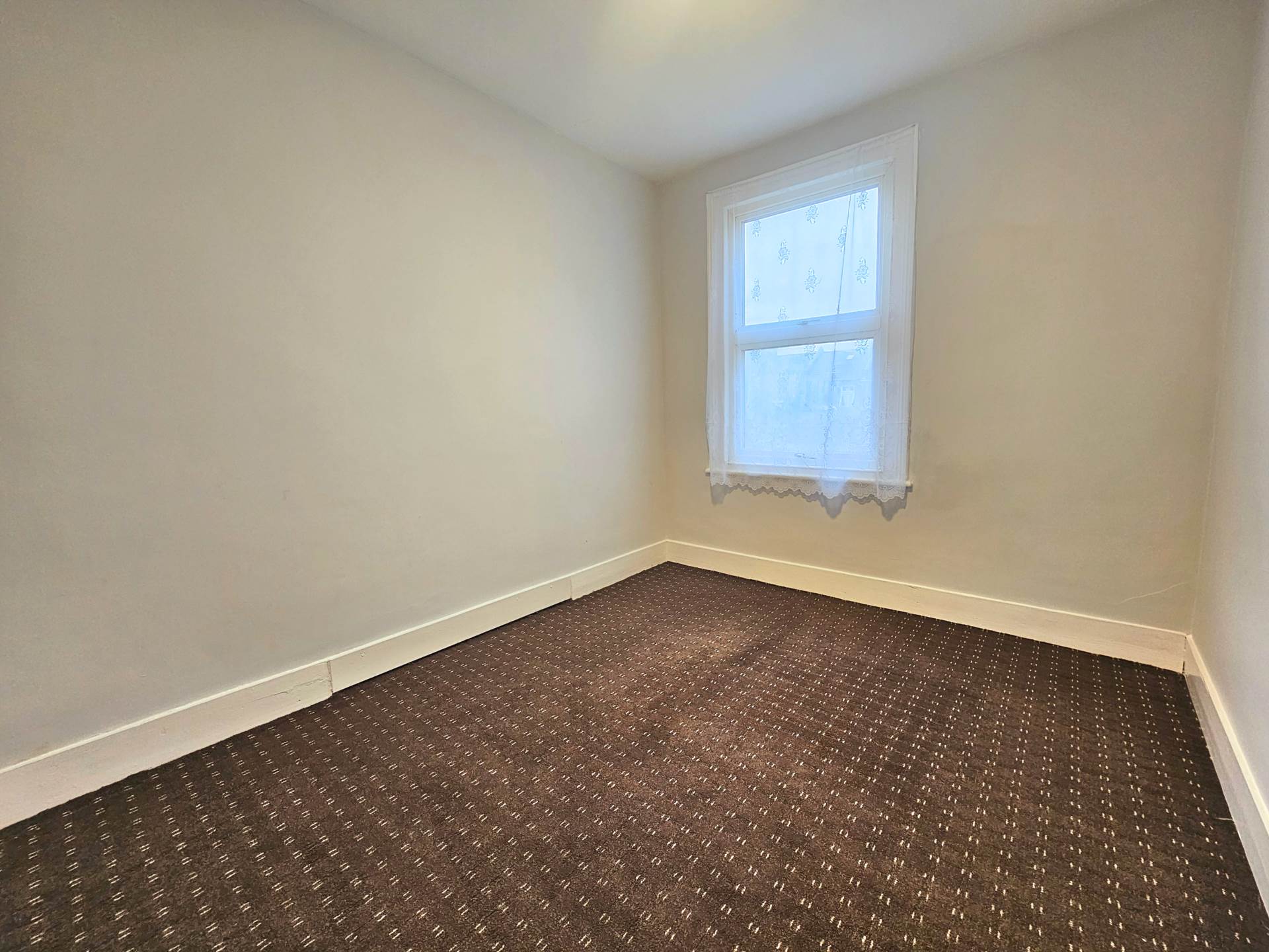 Latimer Avenue, East Ham, E6 2LH, Image 9