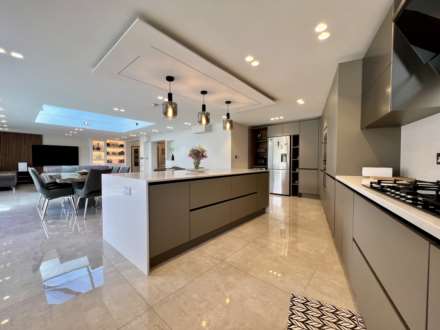 Donald Drive, Romford, RM6 5EB, Image 10