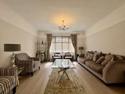 Donald Drive, Romford, RM6 5EB, Image 6