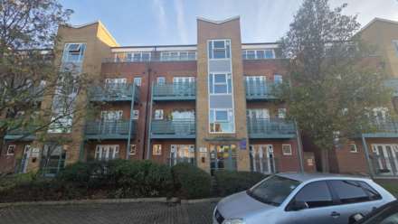 2 Bedroom Flat, Eldridge Court, St Marks Pl, Dagenham