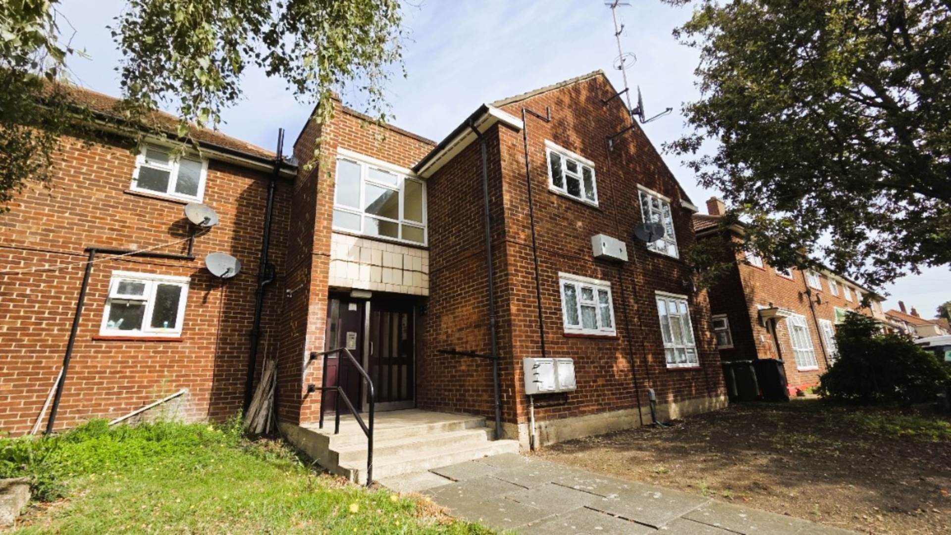 Bastable Avenue, Barking, IG11 0LA, Image 13